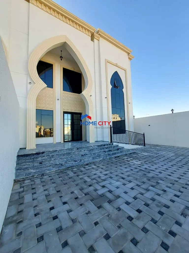 Half a villa in the city of Riyadh, south of Al Shamkha, consisting of 5 bedrooms, required 120000 d