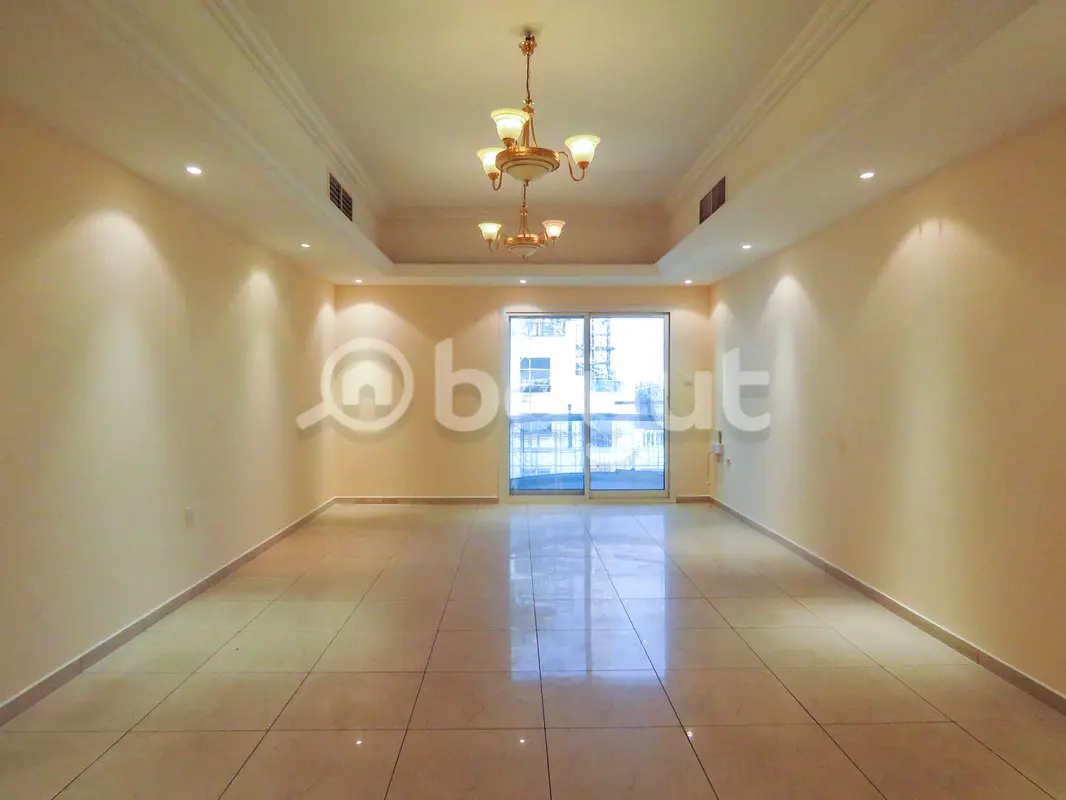 Amazing 2BHK Available Now in Oud Metha Near Lamcy Plaza.