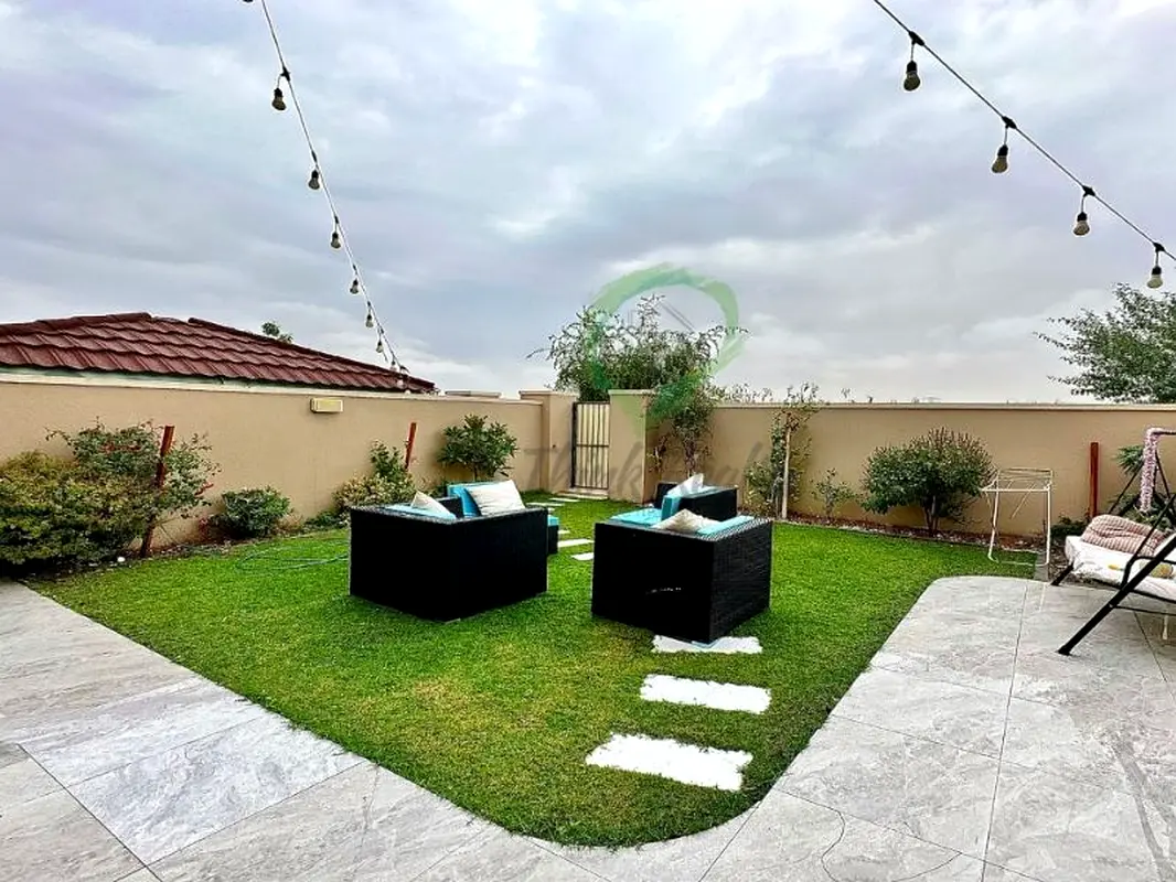 Single Row I Spacious Layout I Near Pool and Park