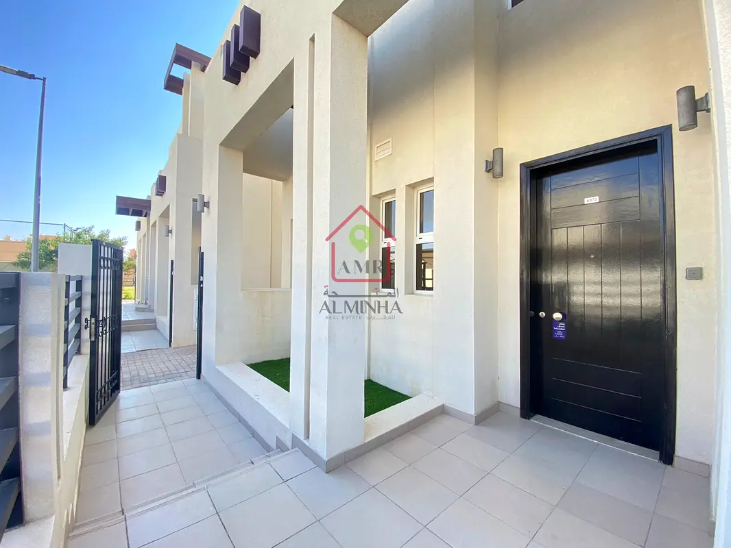 Private Back yard| Modern Designed Apt In Compound