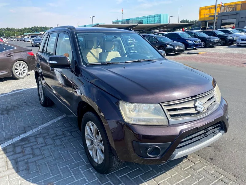 suzuki vitara 2015 brown color GCC calen car63175260612738113