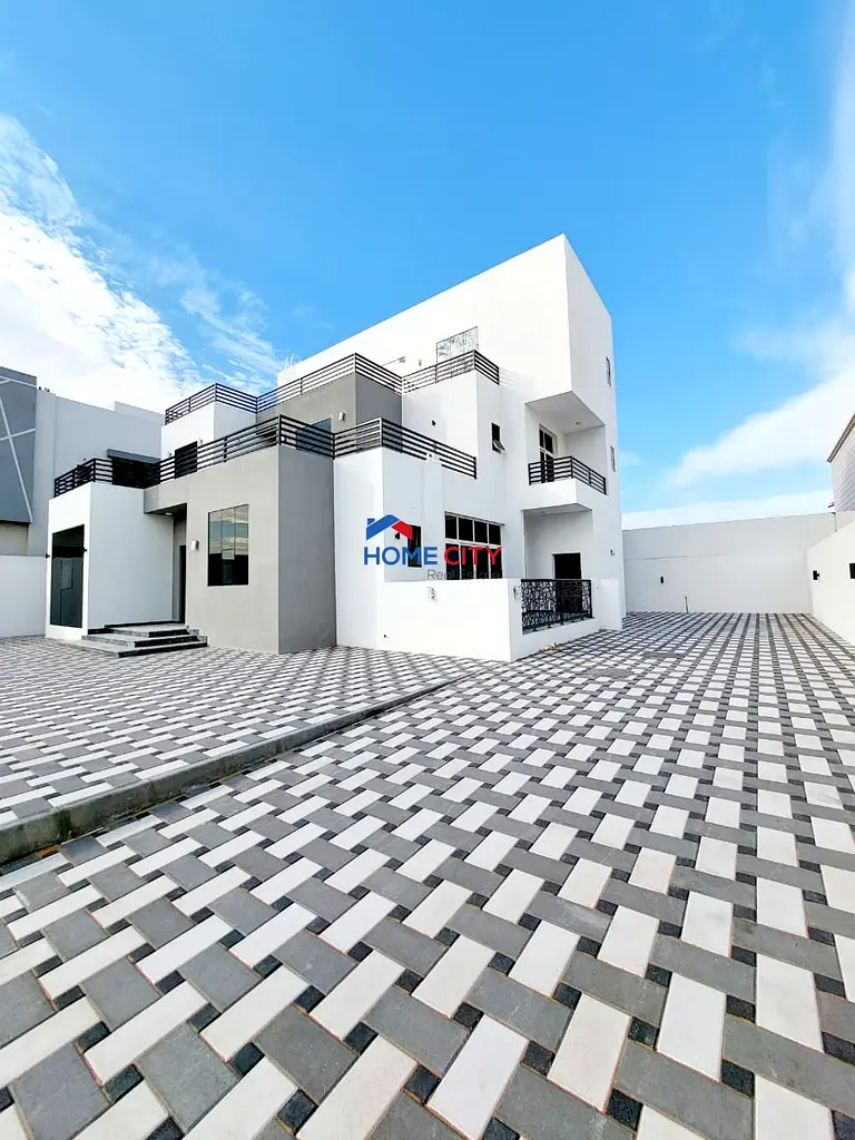 Villa for rent in the city of Riyadh, south of Al Shamkha, consisting of 5 bedrooms, asking 160,000