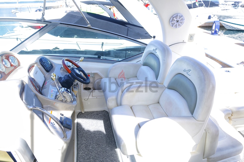 mini yacht for sale in dubai