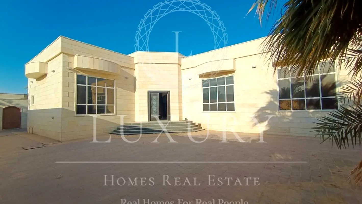 Beautiful Full Furnished With Water  Electricity