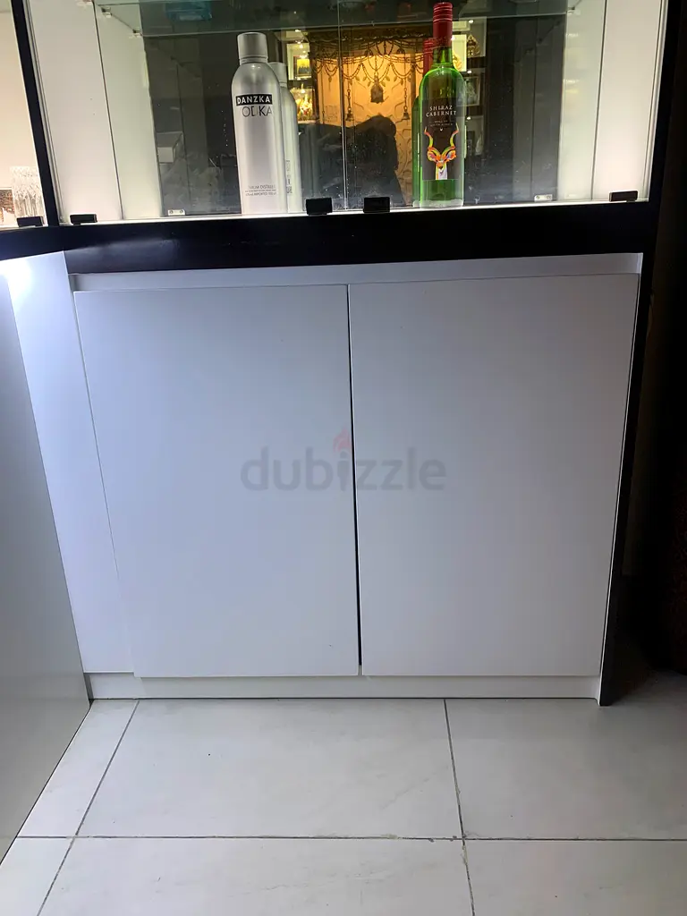 Buy & sell any Bar Tables online 139 used Bar Tables for sale in All