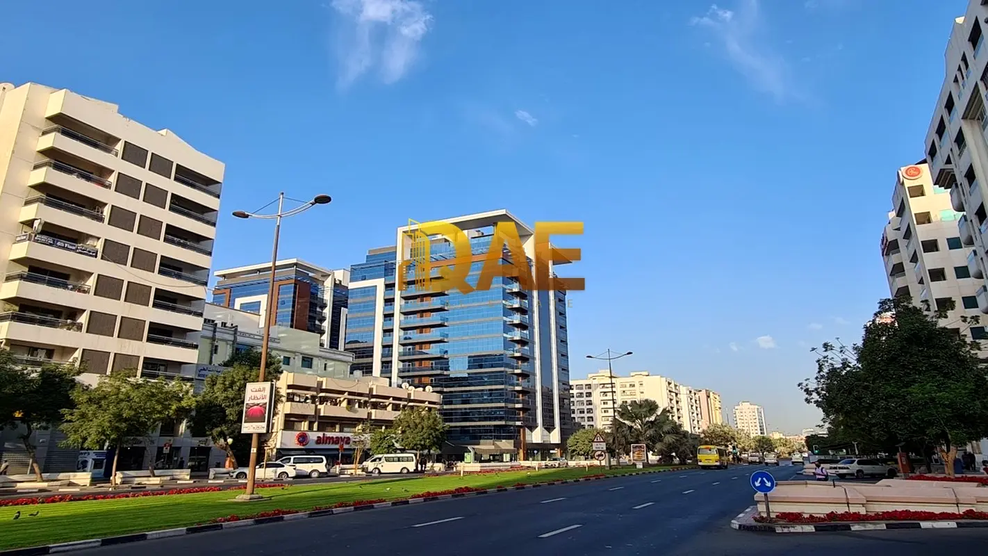 Full Building G+7 | Investment | Prime Location