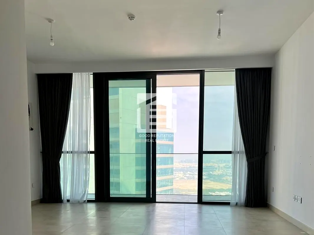 Hot Offer/ Huge 2BHK/Modern Building