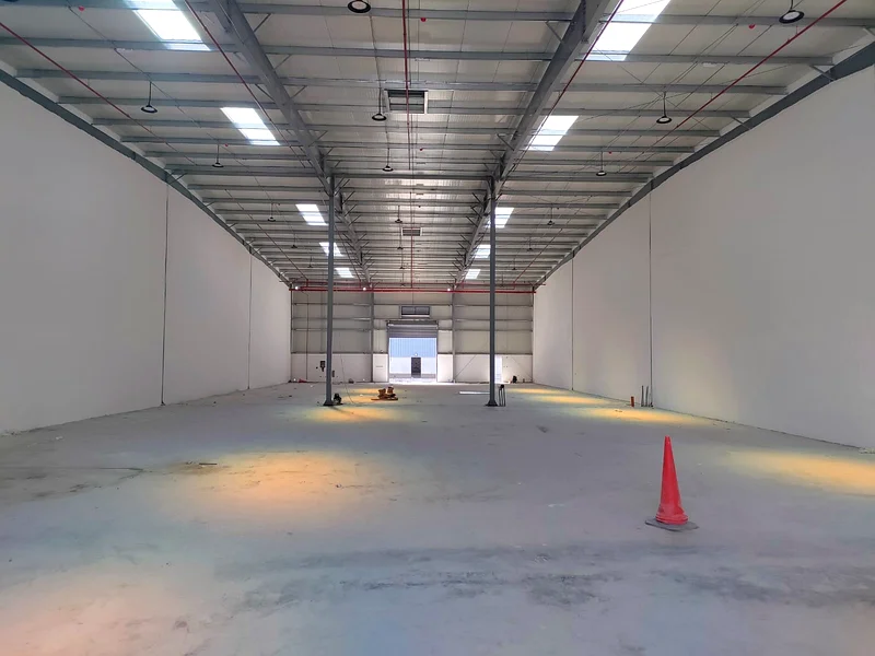 High Power,Different Size,Civil Defence Approved,10 Meter Height In  Industrial 18 Sharjah.