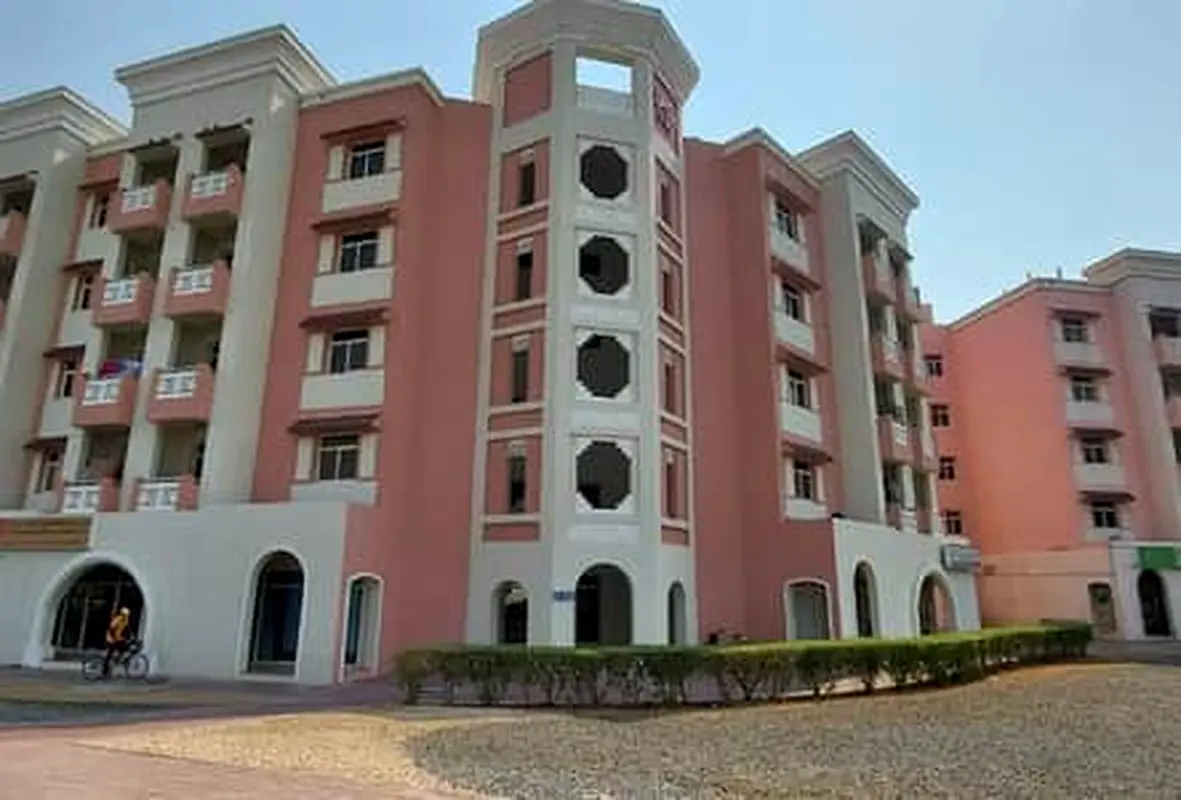 MAIN ROAD VIEW SHOP AVAILABLE IN CHINA CLUSTER FOR SALE 640,000/-
