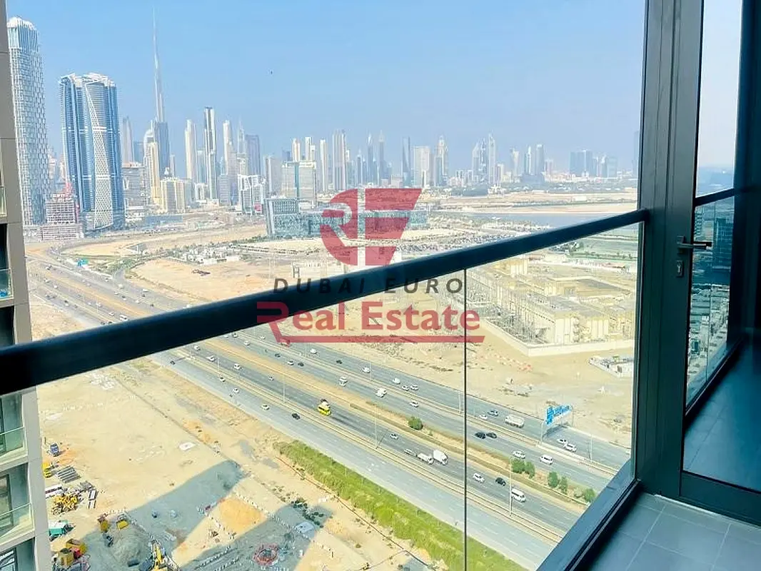 Brand New | Ready to move | Downtown view