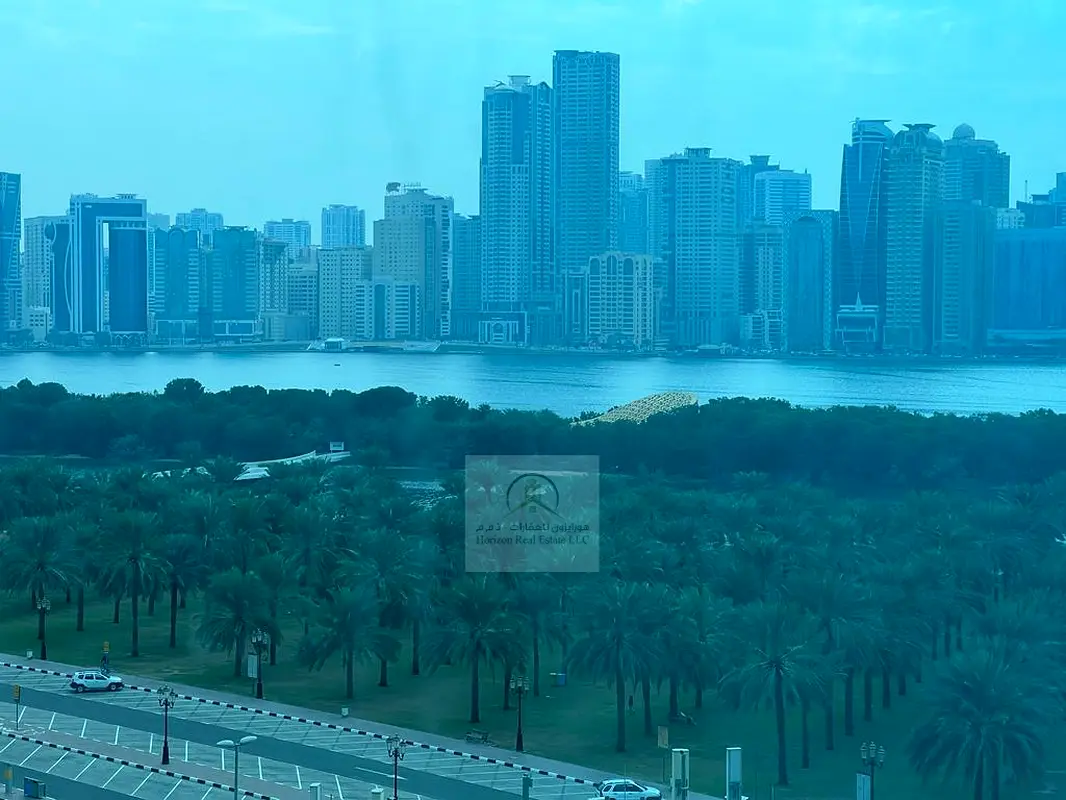 SPACIOUS 1BHK,AC CHILLER FREE/ ONE MONTH RENT FREE/ GYM AND SWIMMING POOL FREE ONLY 40000