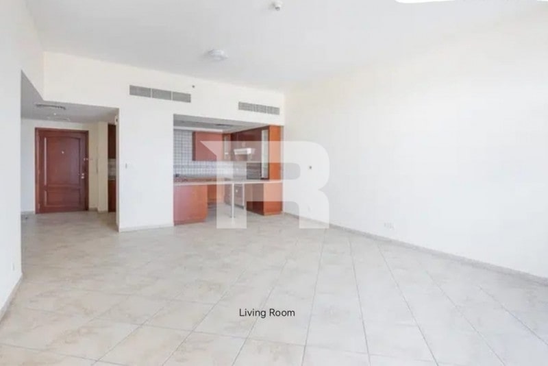 Well Maintained 2BR Apt| Spacious Layout