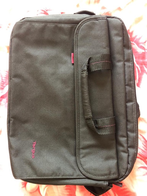 Two brand new laptop bags for sale for 50 AED only.
