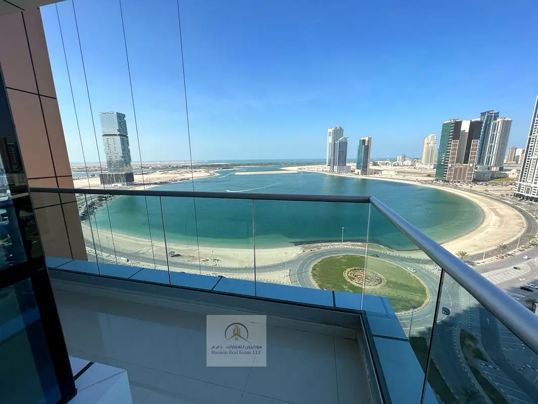 Brand New Spacious 4bhk,02 Master Bedrooms,Full Corniche view/AC Chiller Free/Parking free Rent 90k