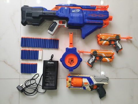 4 Original Nerf N-Strike Elite Guns for Sale with 42 Original Nerf darts and Rechargeable Batteries