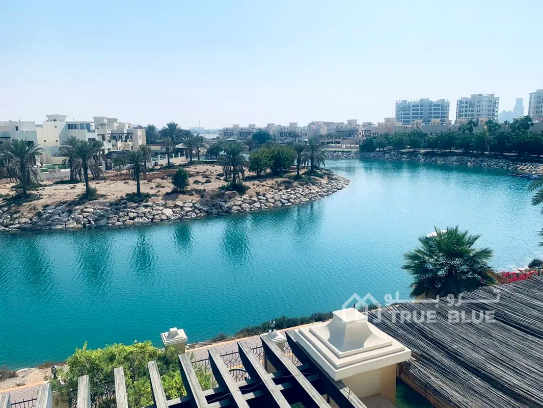 Lagoon View|Chic | Serene| Fully Furnished