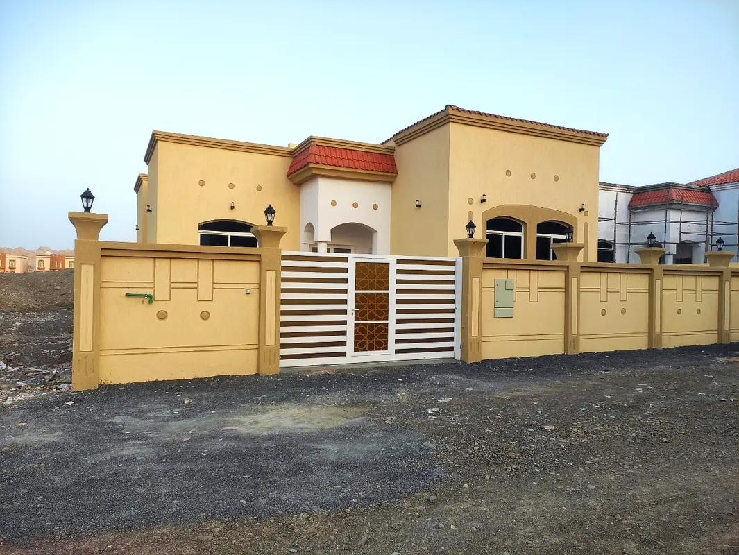 New villas in Masfout 3 - -للبيع فيلا طابق ارضي مصفوت 3 - عجمان موقع مميز