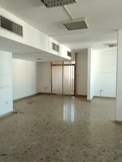 Spacious Elegant Commercial Unit For Rent