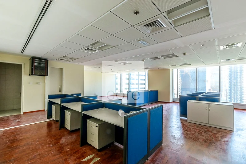 Semi Furnished I Fitted Office I Tenanted