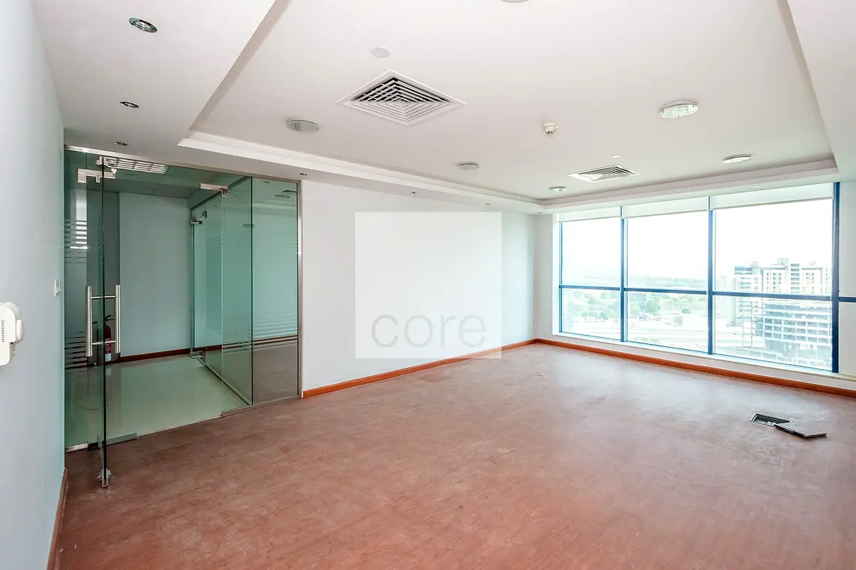 Fitted office with Partitions | Stunning Views