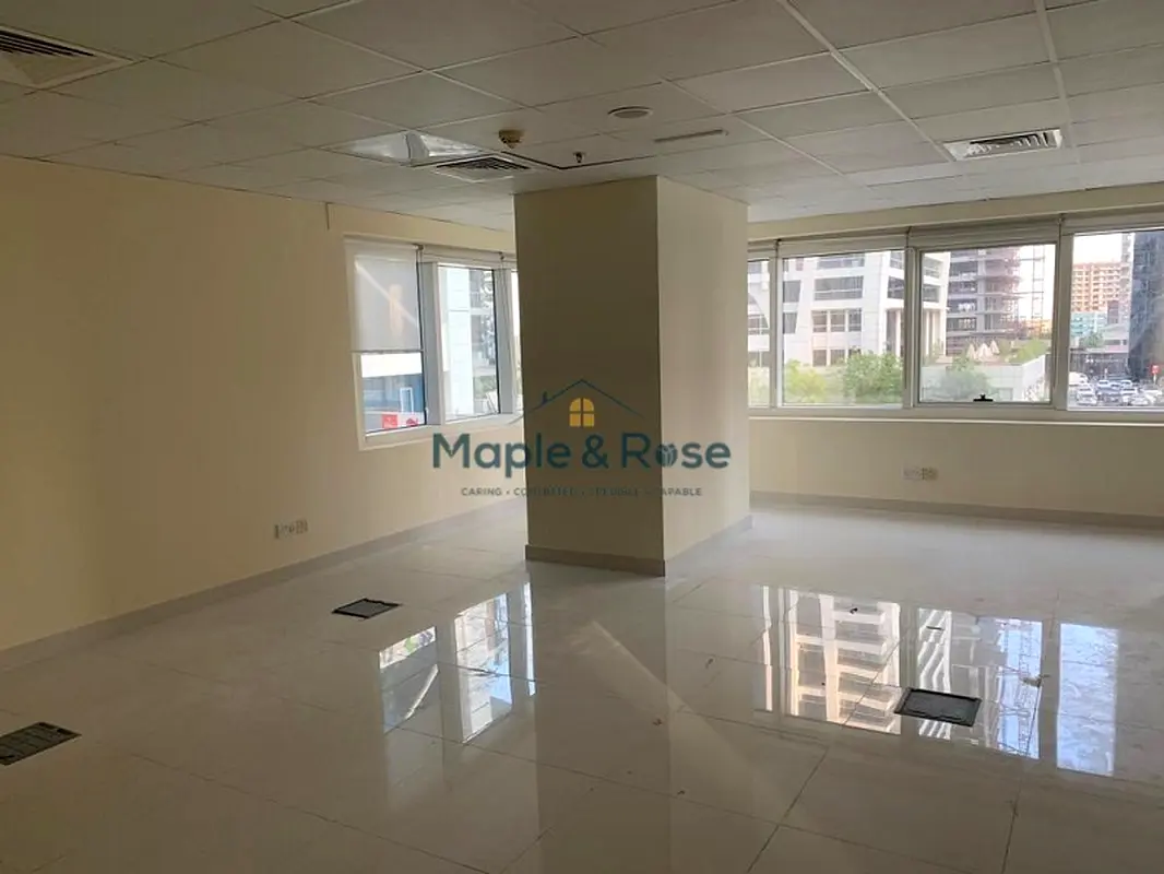 SPACIOUS OFFICE | CANAL VIEW | FITTED