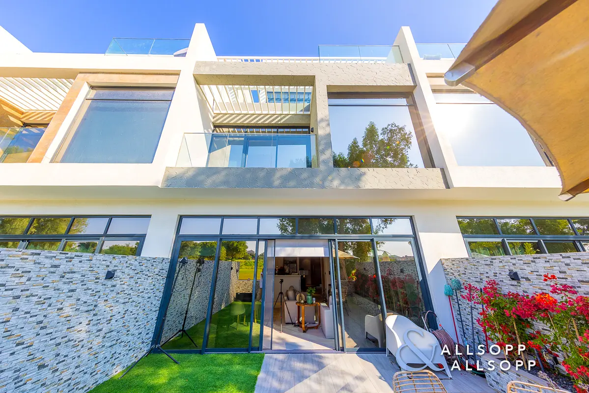 4 Bedroom | Golf Course View | Exclusive