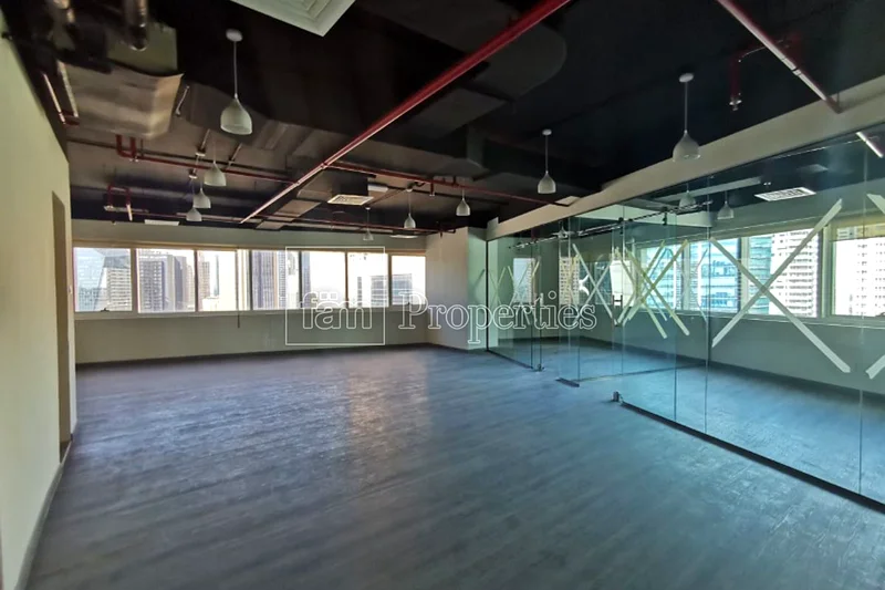 VACANT READY TO MOVE IN | FULLY FITTED