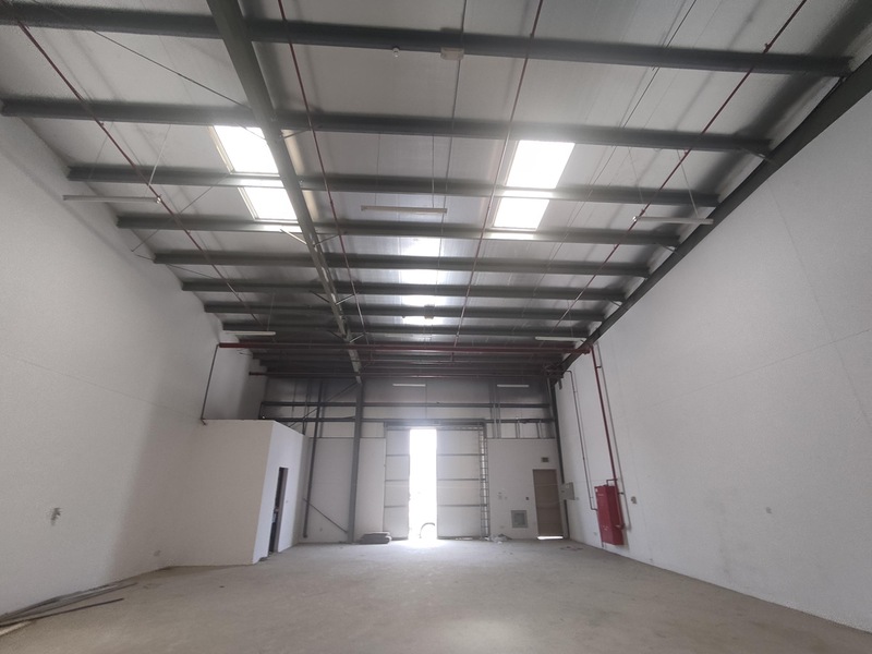 Warehouse with Sprinkler,Toilet and Pantry  Only for STORAGE!!