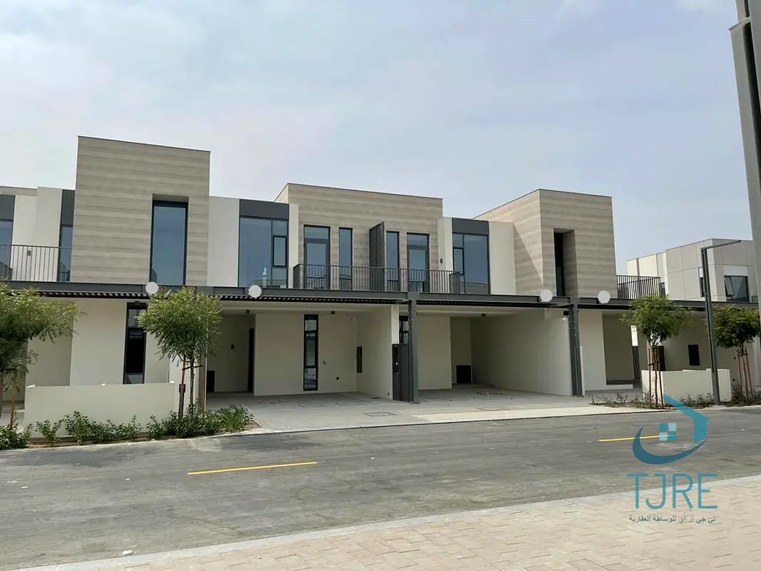 PEACEFUL LOCATION/ HIGH CLASS / HUGE VILLA FOR RENT