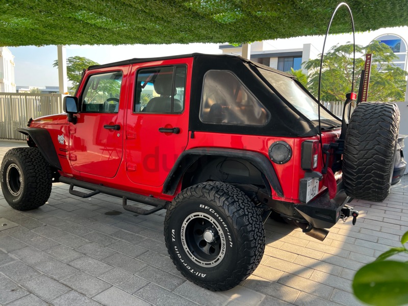 Jeep Wrangler Unlimited - Great condition and mods | dubizzle