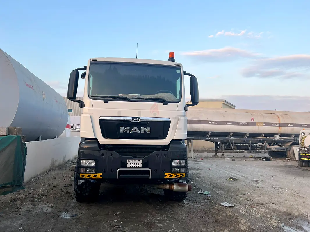 Buy & sell any Fuel Tank online 1 used Fuel Tank for sale in Dubai