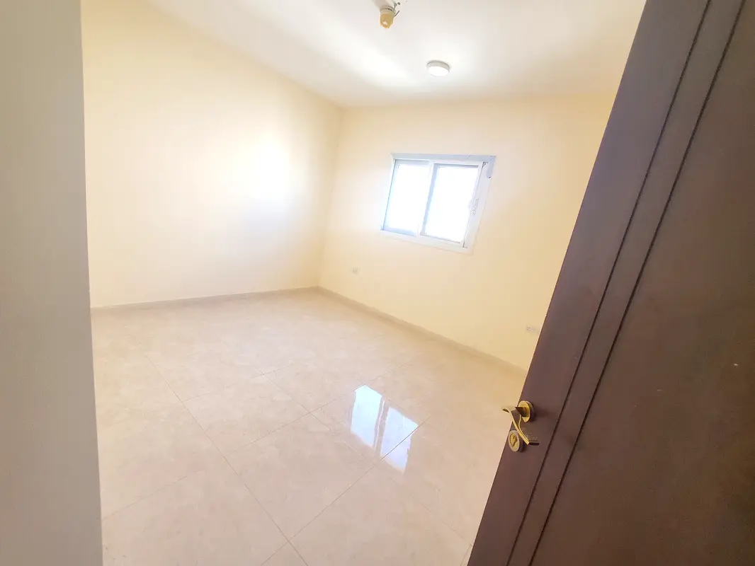 2BHK BIG APARTMENT WITH BALCONY