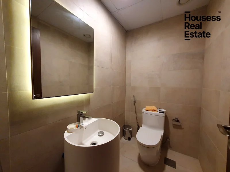 Fully Furnished !Pool View  ! Near Entrance