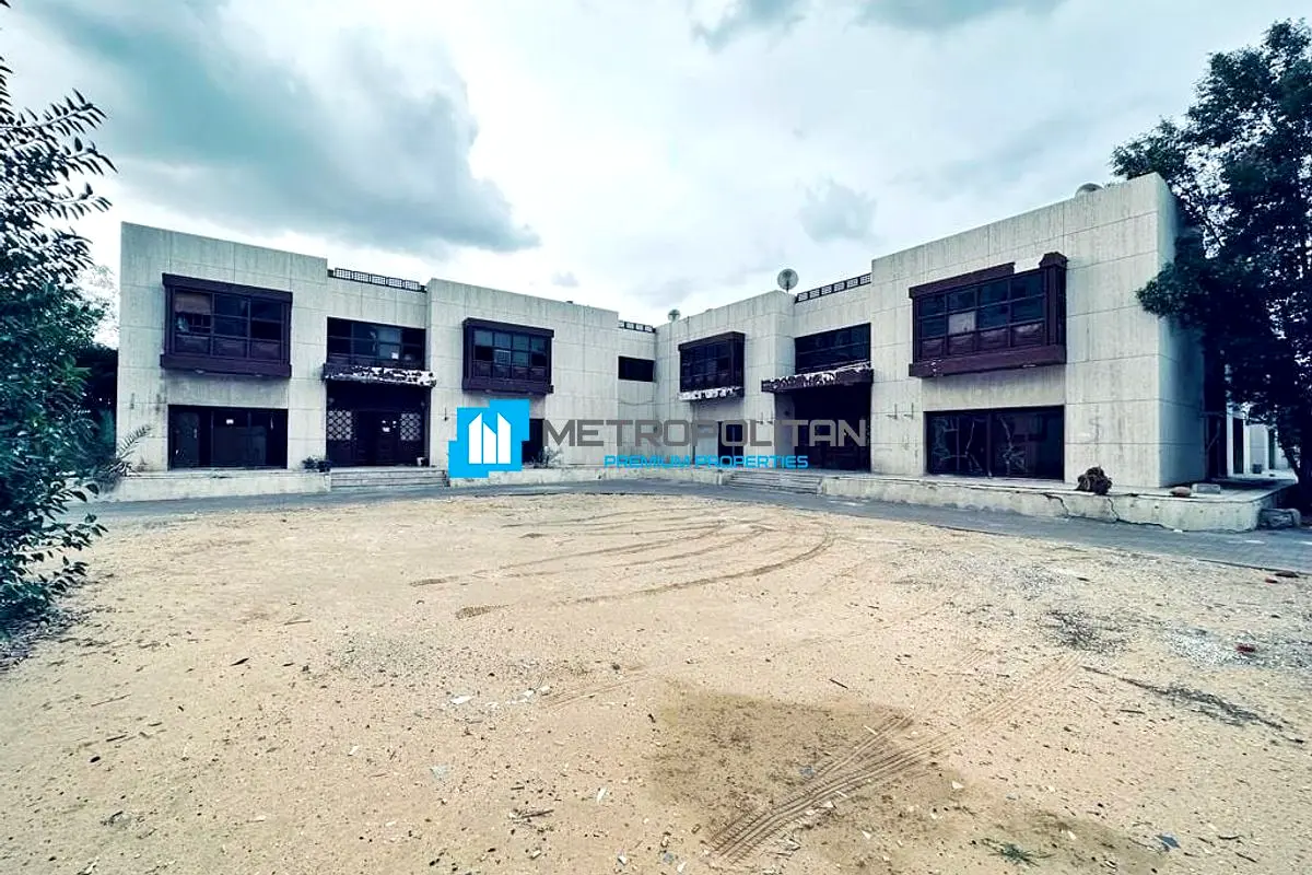 OLD HERITAGE VILLA | 24 ROOMS | RENT