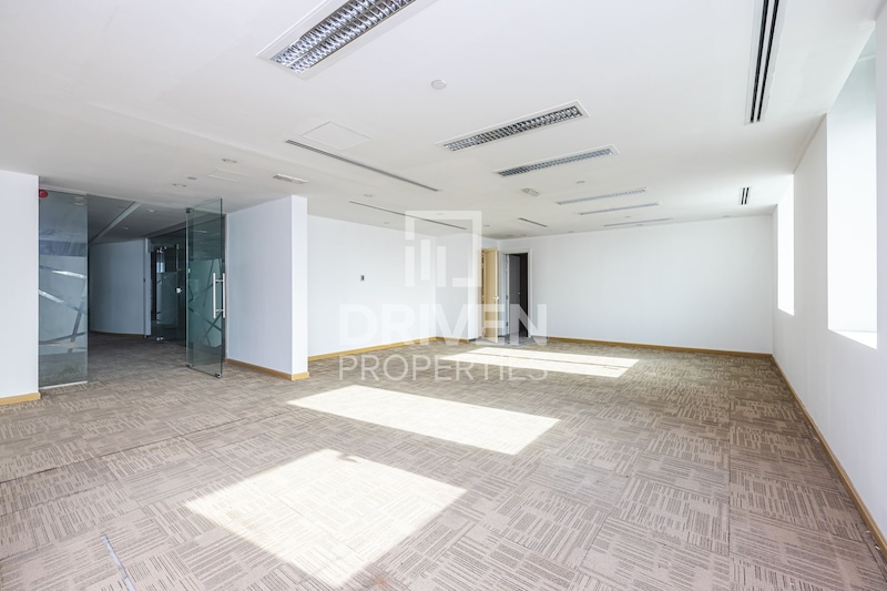 Huge Full Floor Office | Well Maintained