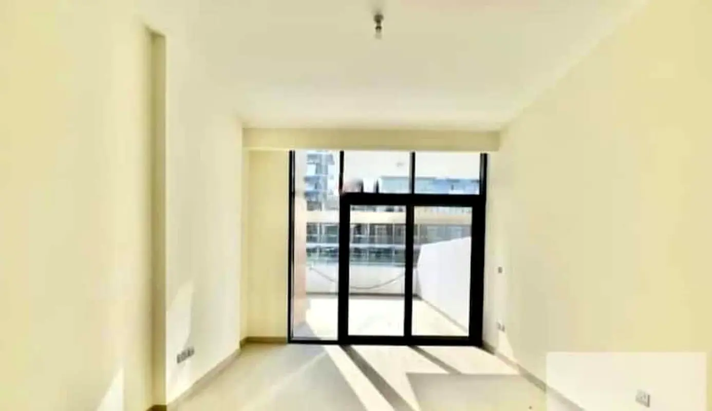 Studio | Brand new Apartment | Chiller Free |