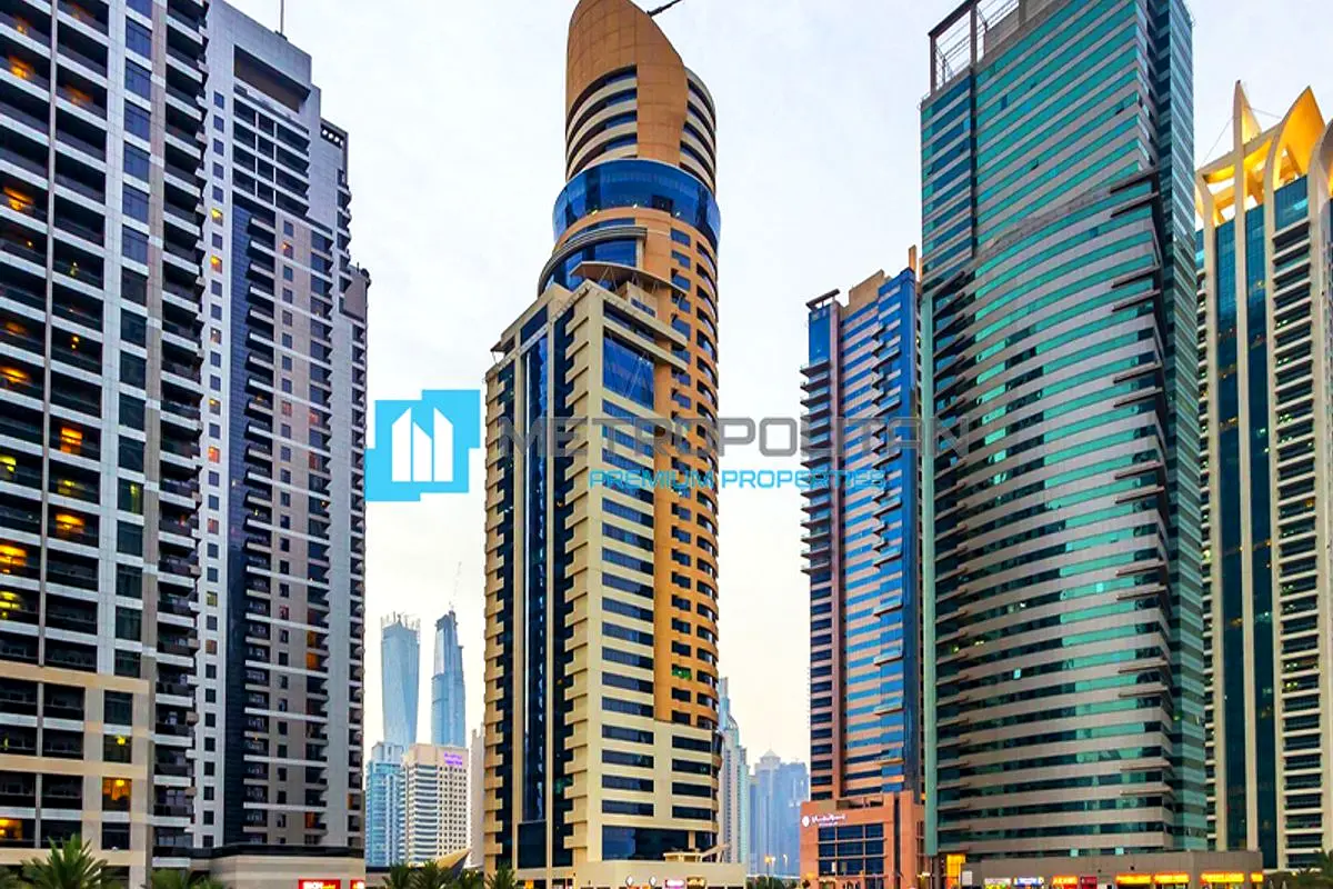 Office for Rent | In front of metro| Lake View