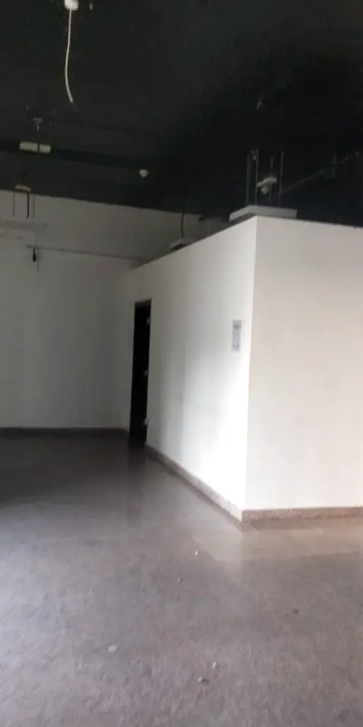 Extra large Cornor  Fully Fitted  Shop for Rent in Morocco Cluster