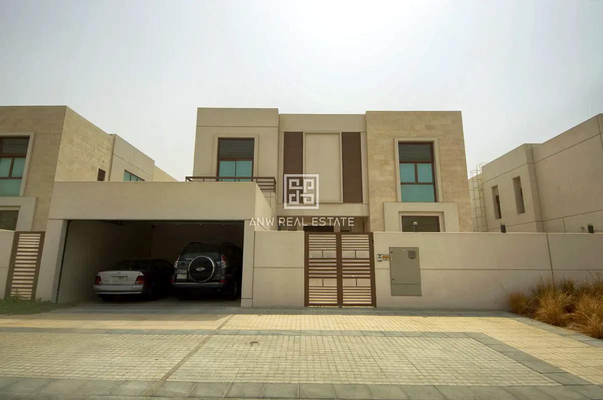 Spacious 5BR | Type C | Vacant on Transfer