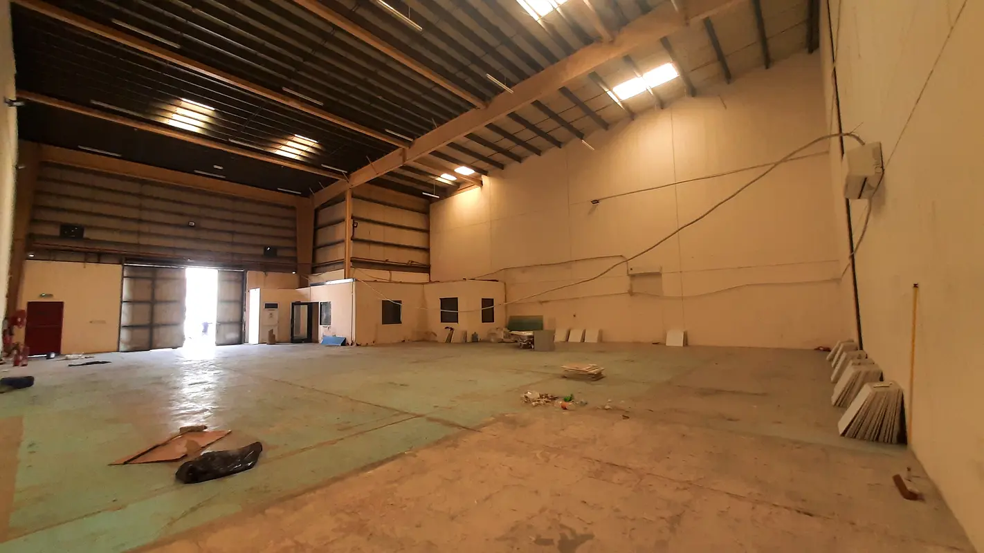 4797 Sqft  14 KW warehouse for rent just for 119999..!