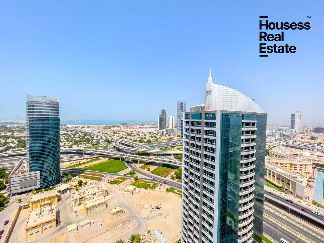 HIGH FLOOR+FULLY UPGRADED+ 3BHK WITH MAID +SEA VIEW+POOL VIEW+PALM VIEW WITH HUGE TERRACE