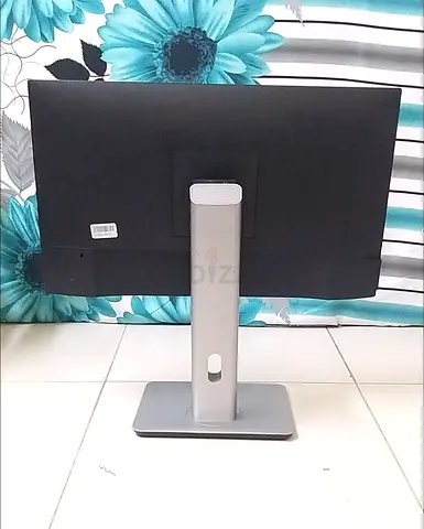 Dell 24 inc Bezel Less IPS Display Full HD Ultra Sleem LED Monitor With HDMI Model No P2419H