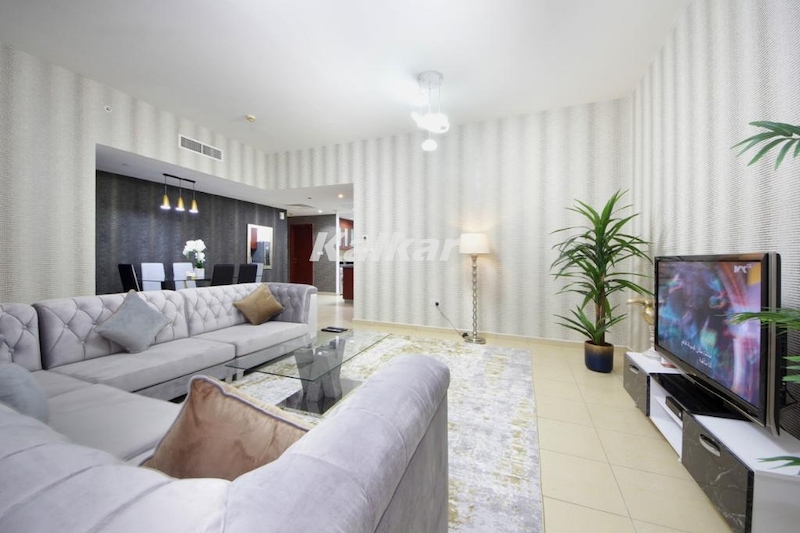 Elegantly and Luxuriously furnished 2 Bedroom Apartment || JBR || SADAF 7 || Community View