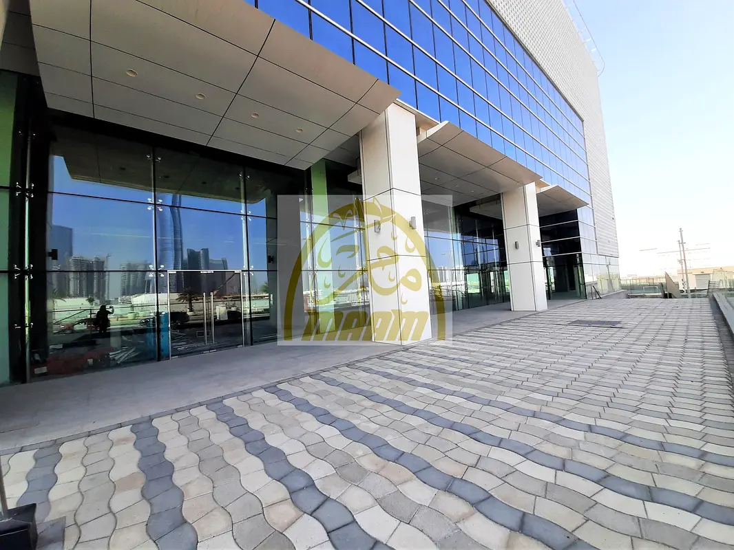 SHOWROOM SPACE | Shell  Core | 1,778 SQM / 19,143 SQ FT | FACING MAIN ROAD
