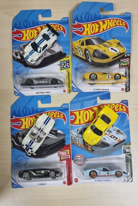 Ford GT Diecast 7 Cars