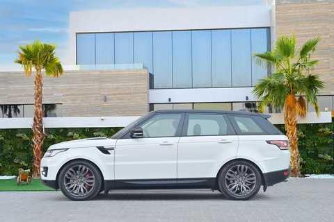 4,404 P.M  | Range Rover Sport HSE | 0% Downpayment | Immaculate Condition!
