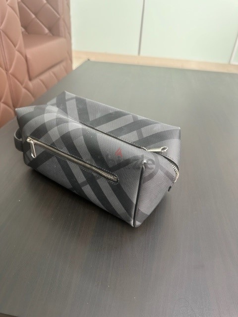 BURBERRY TOILETRY BAG WITH ZIP for men | dubizzle