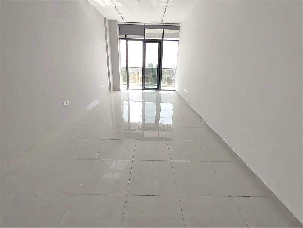 BRAND NEW + 2 MONTH FREE + MASTER BEDROOM + EASY ACCESSBILITY