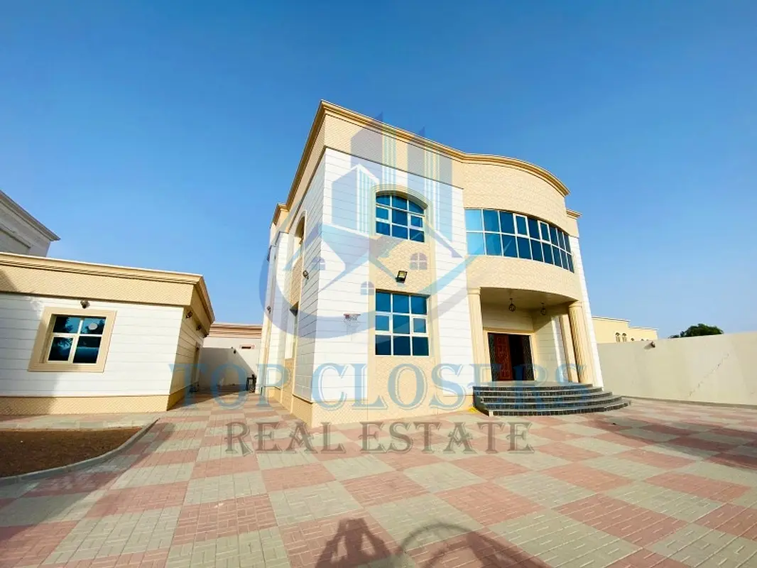 4 Br Beautiful Villa | Driver Room|Huge Garden