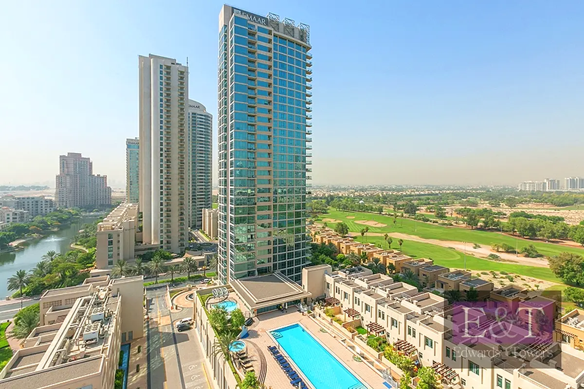 Exclusive | 4.8 % ROI | Superb 1 Bed + Study